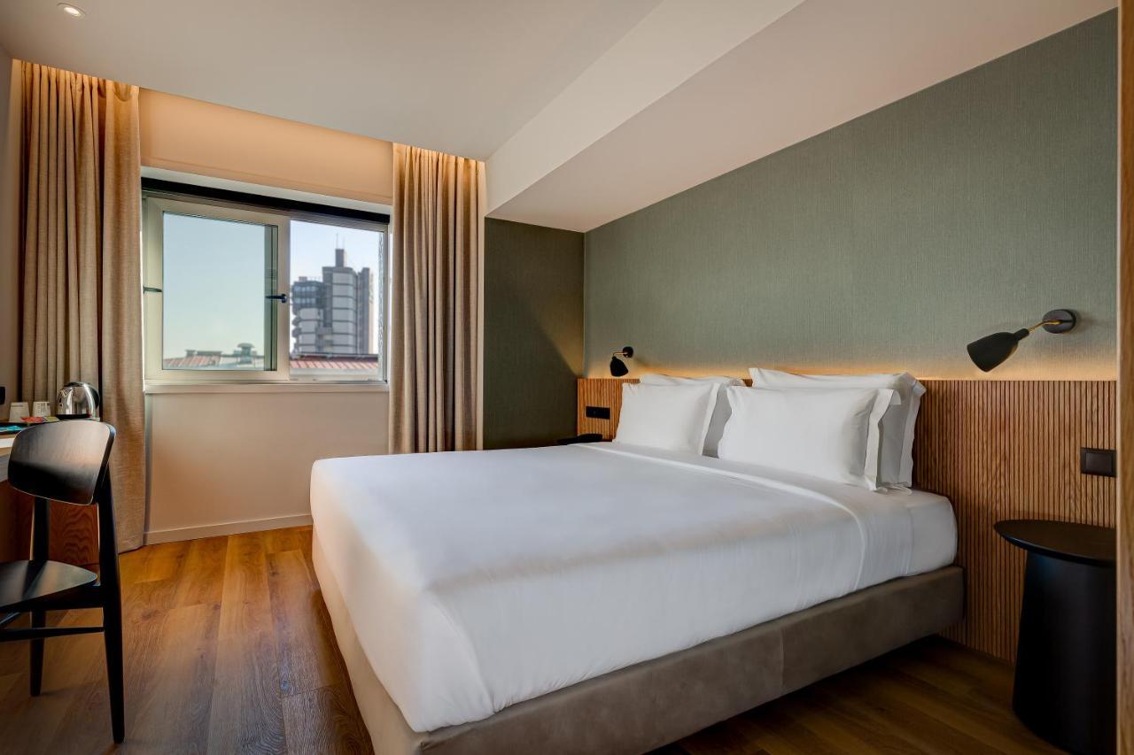 Double Room,1469006642:JPEG