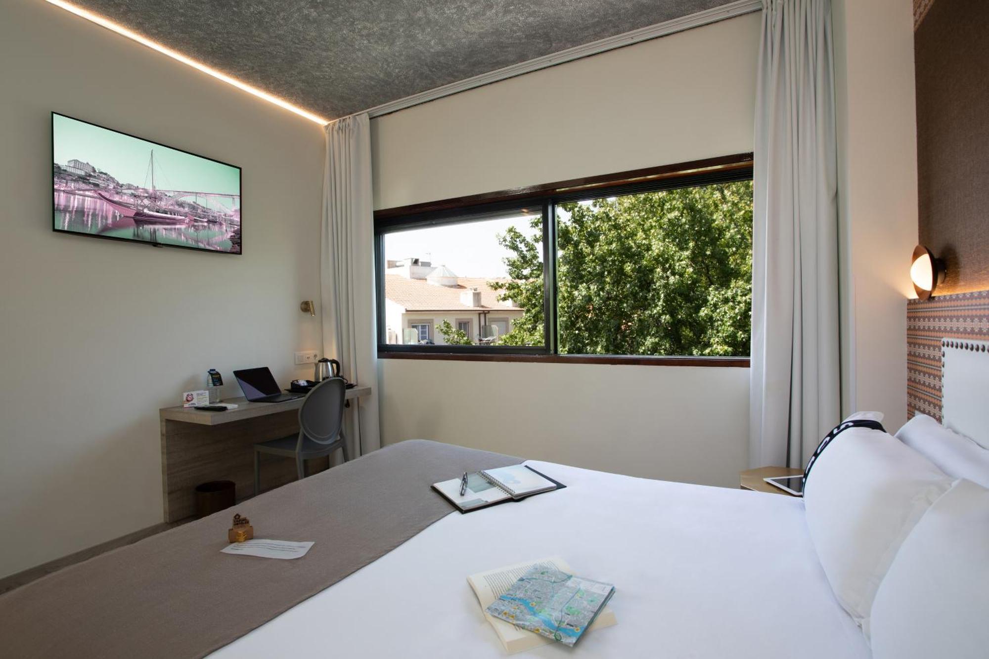 Double Room,1516397110:JPEG