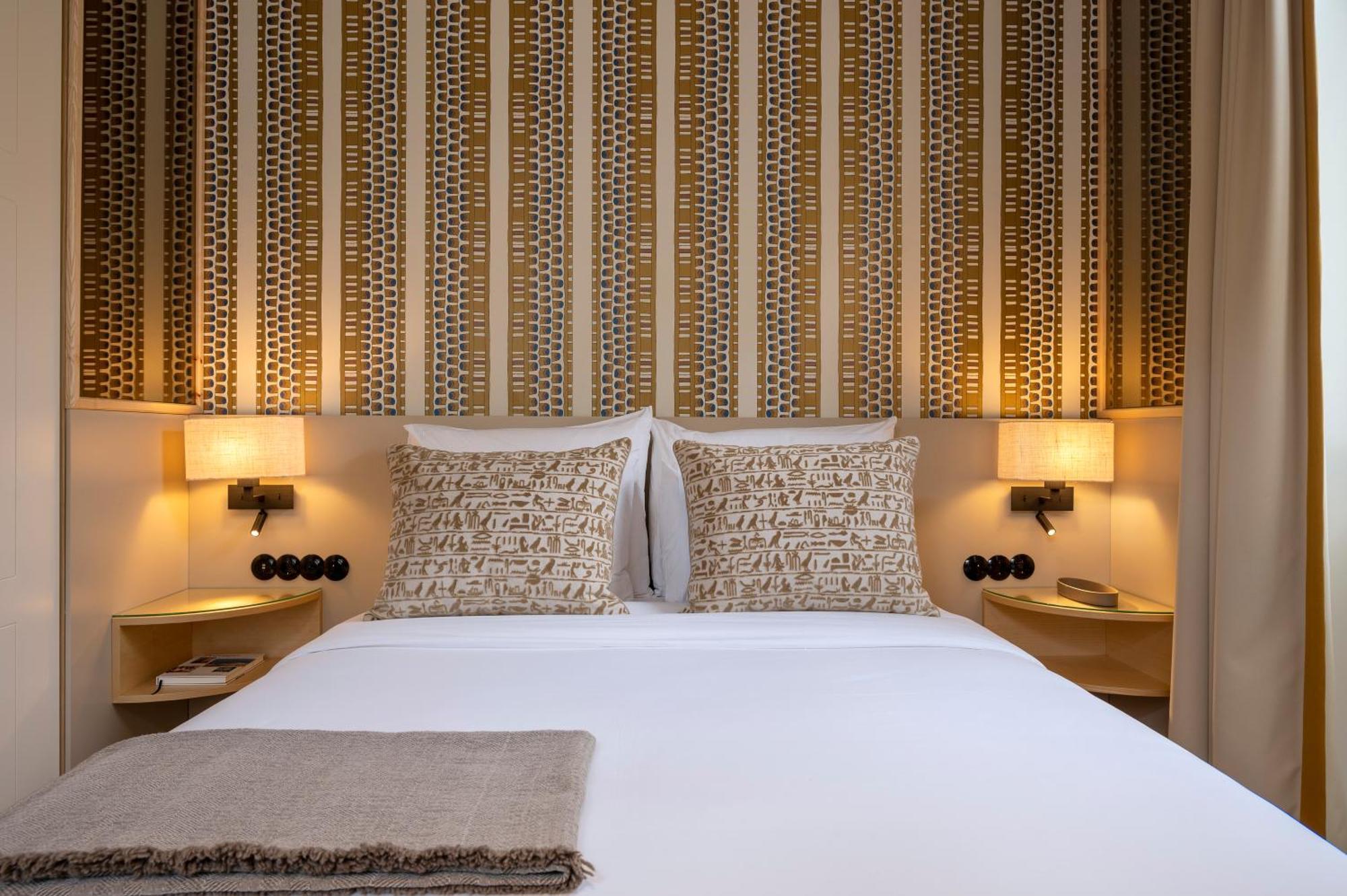 Standard Queen Room,1594039368:JPEG