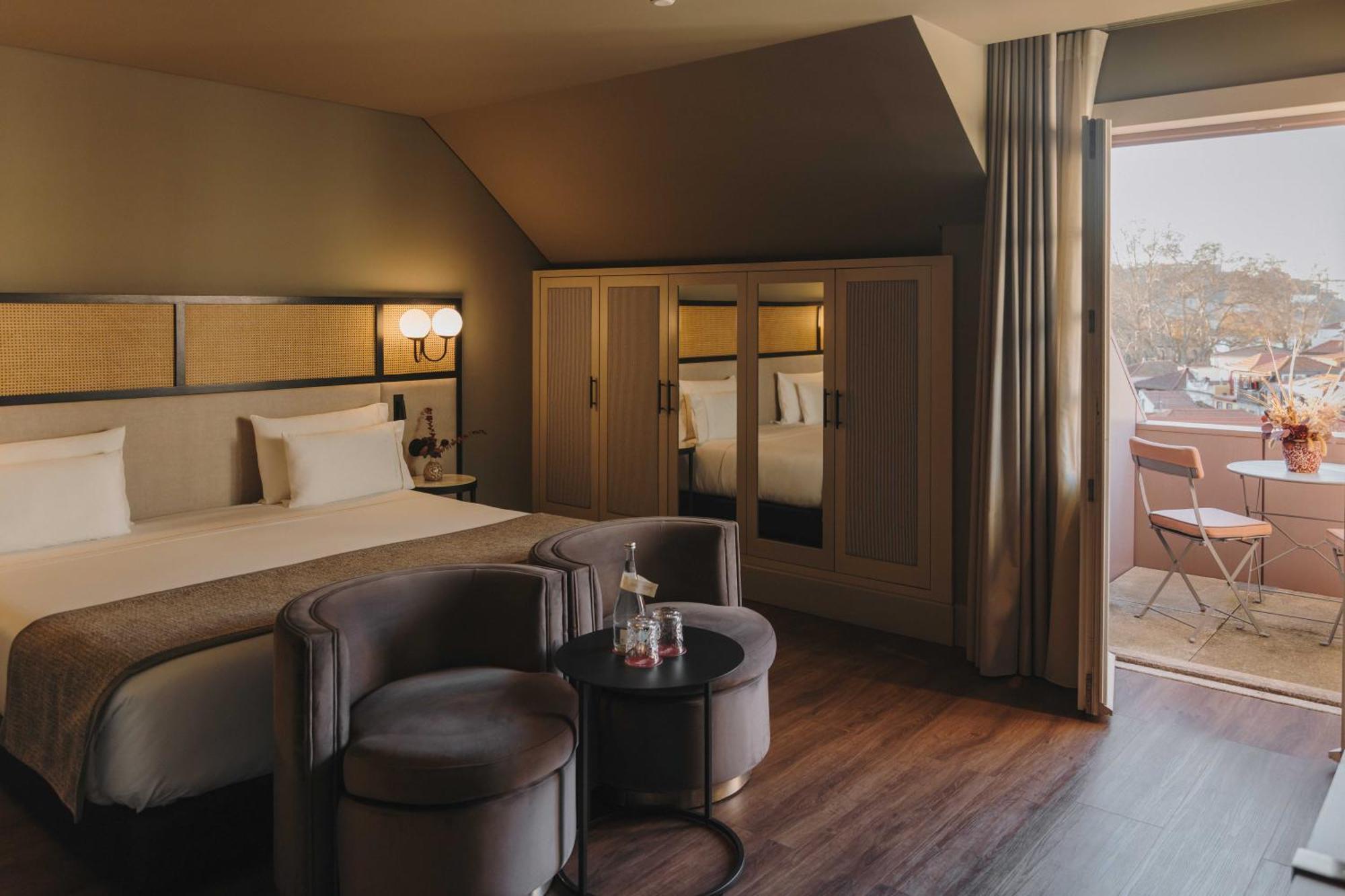 Superior Room Balcony,1689956643:JPEG