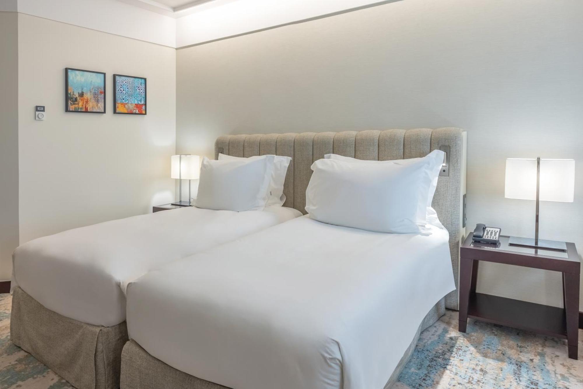 High Floor Standard Twin Room