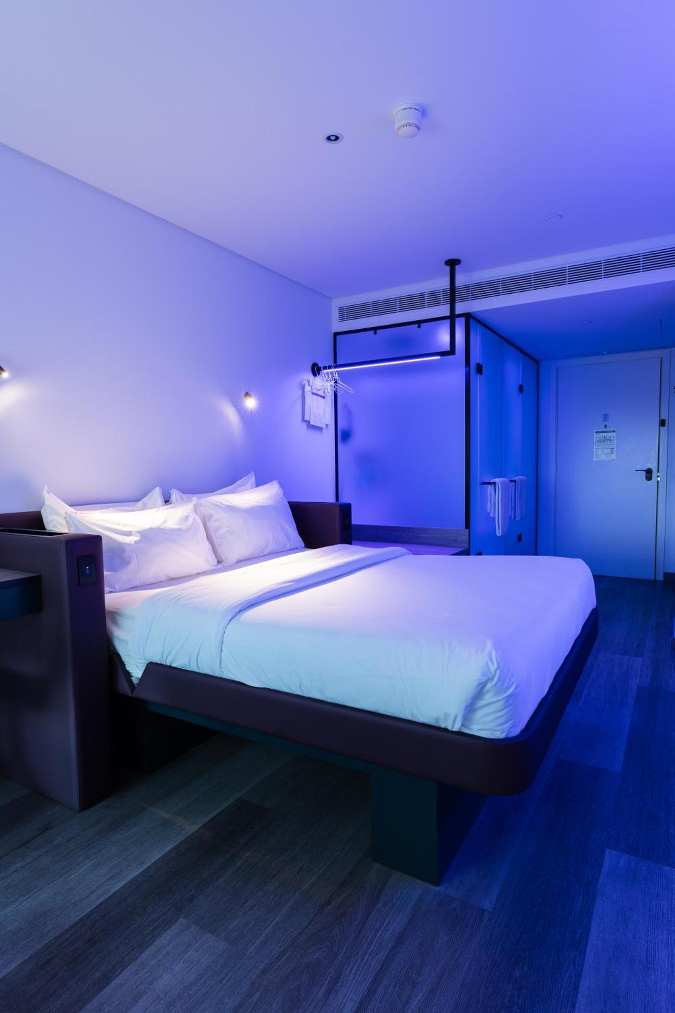 Premium Queen Room