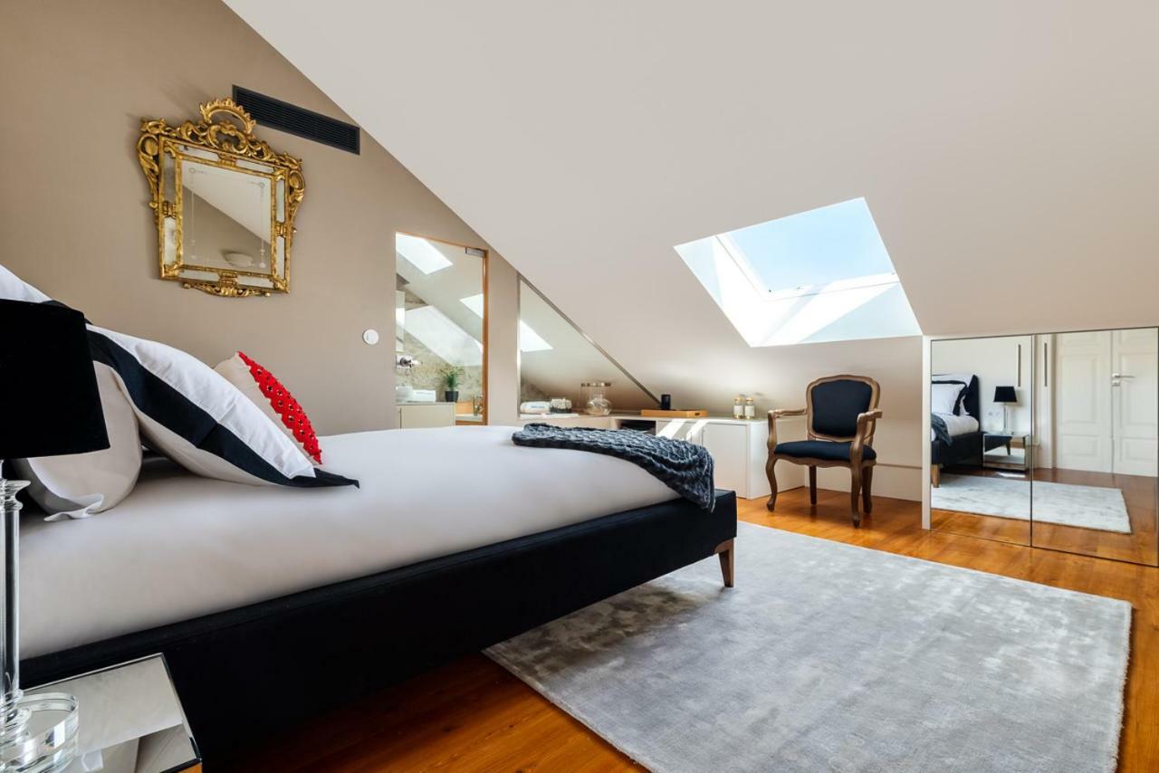 Deluxe Double Room Bath