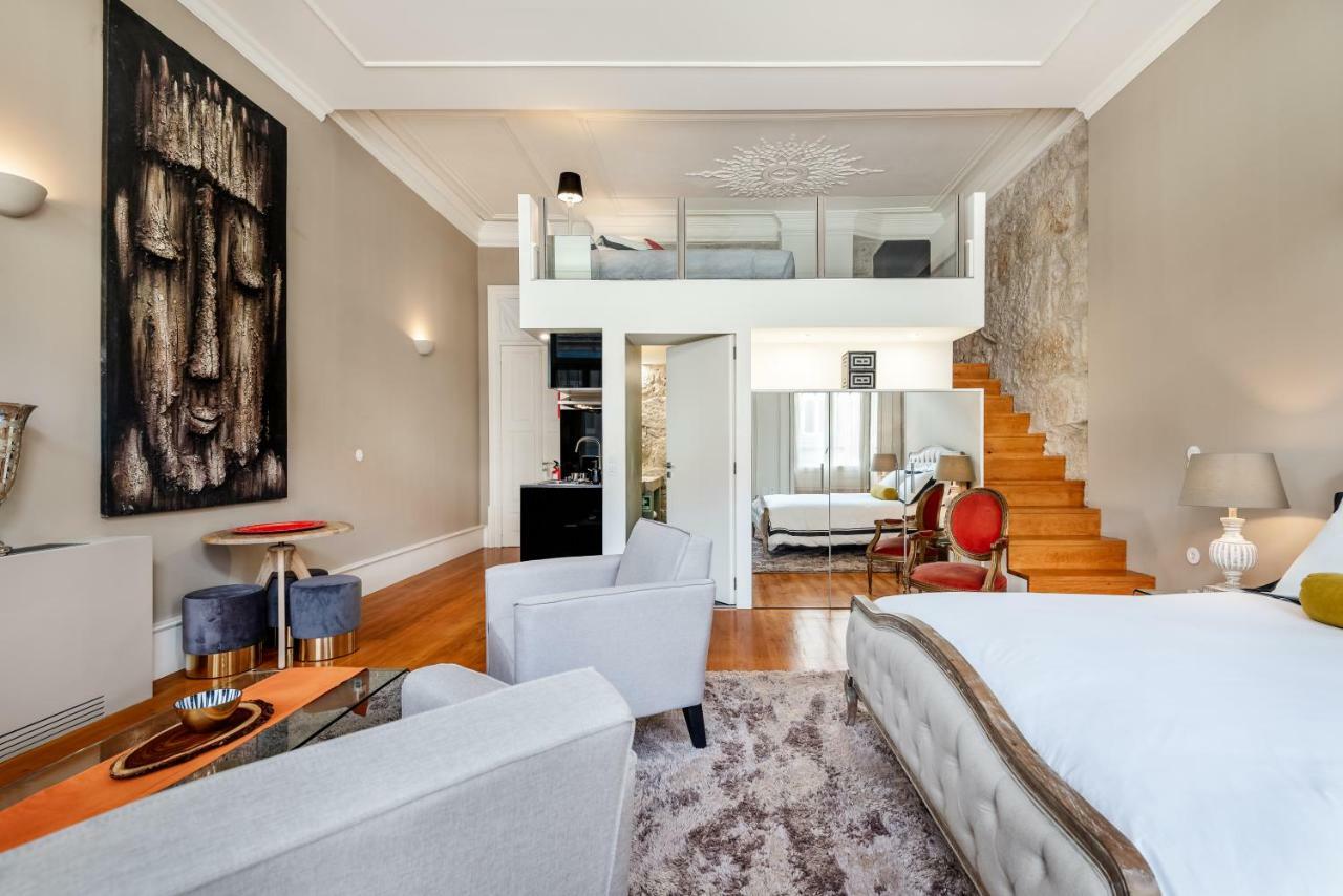 Deluxe Queen Suite