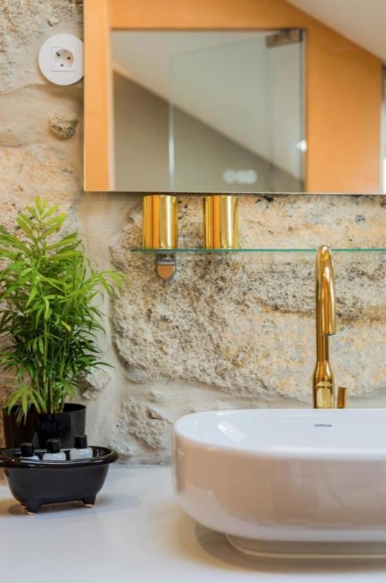 Deluxe Double Room Bath