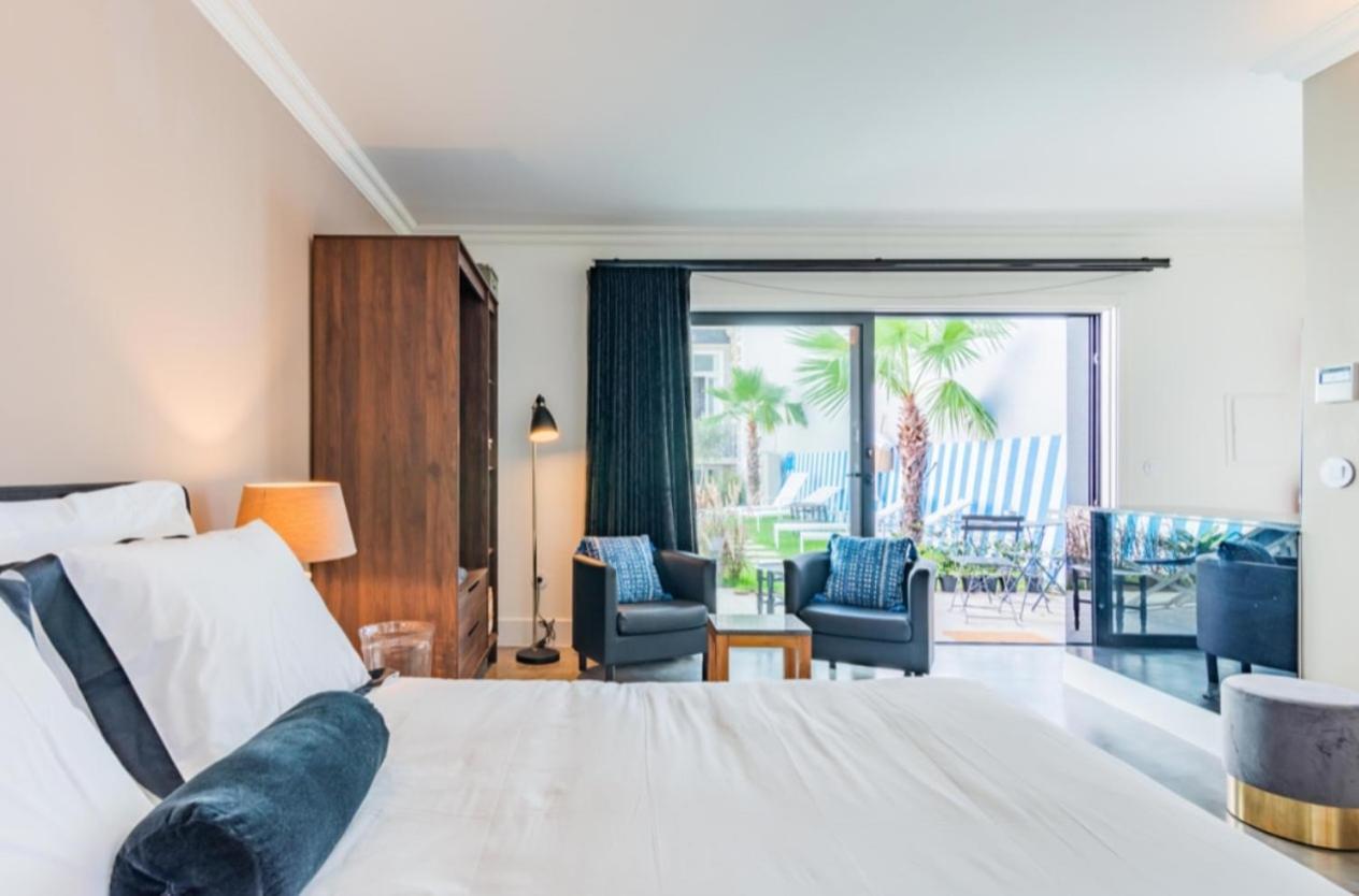 Junior Suite Pool View